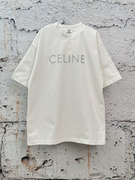 【使い勝手抜群】2026 セリーヌ 新作 半袖Tシャツ スーパーコピー