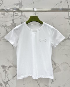 【使い勝手抜群】 2026 グッチ 新作 半袖Tシャツ 偽物