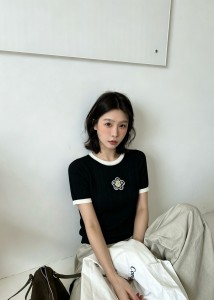 ★日本!!人気！2026 シャネル 新作 半袖Tシャツ コピー
