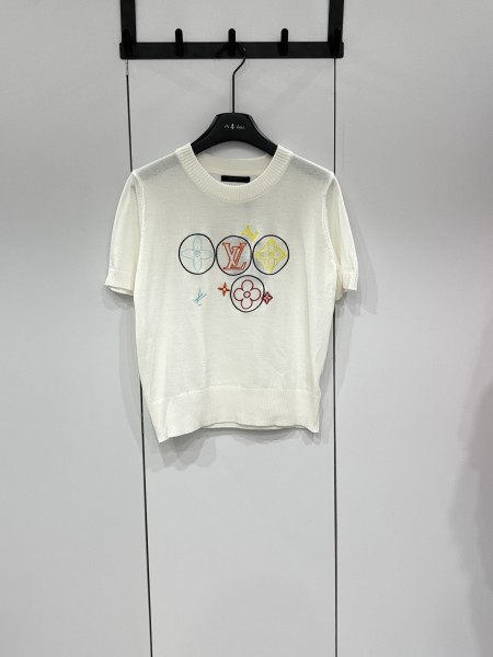 絶対欲しい！2026 ルイヴィトン 新作 半袖Tシャツ コピー