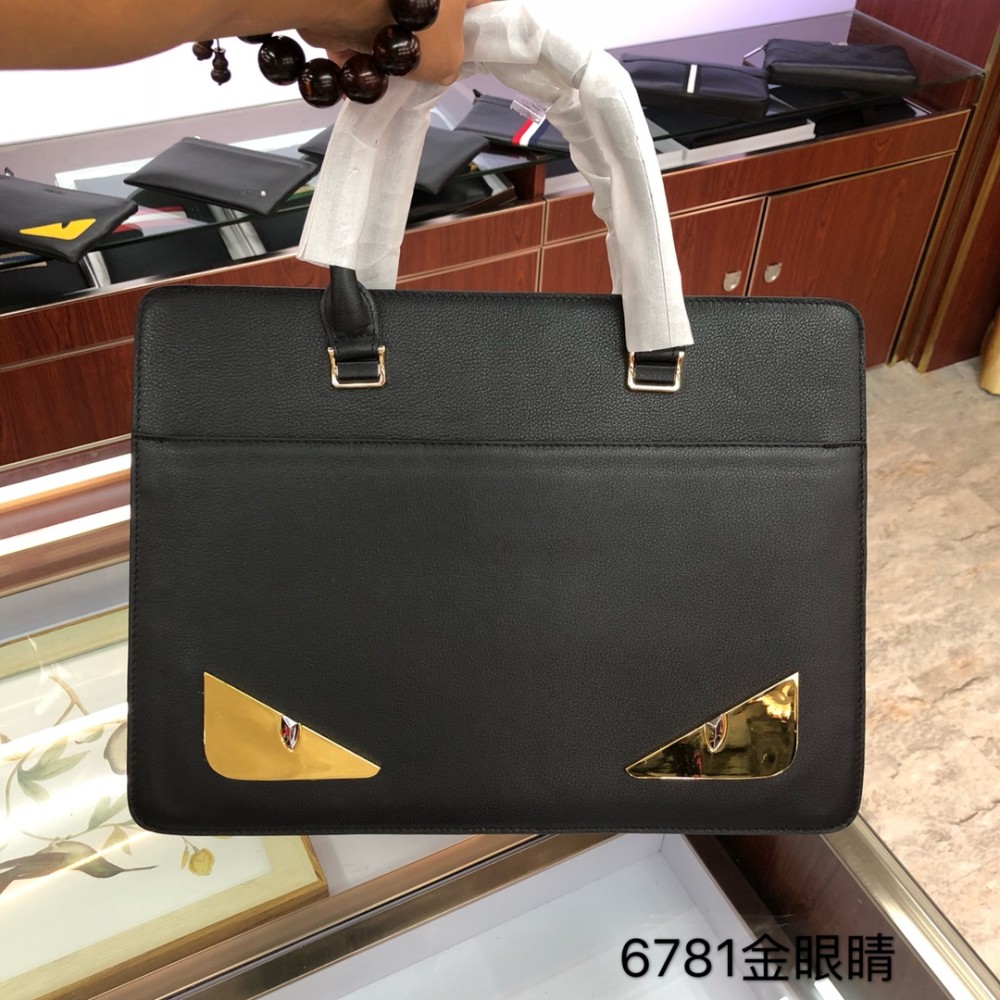 Fendi メンズバッグ