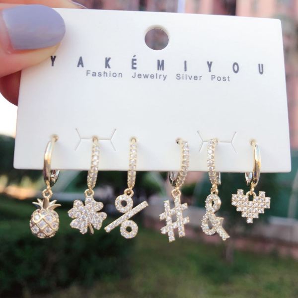 Set mess heart charms earring