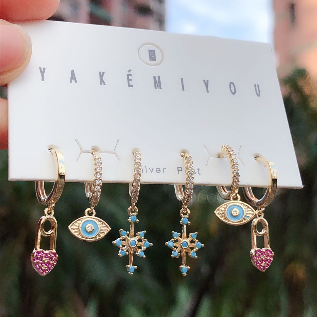 Set safe pin charms earring