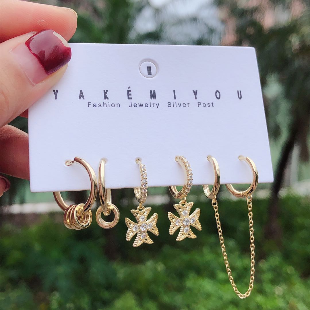 Set mess charms earring