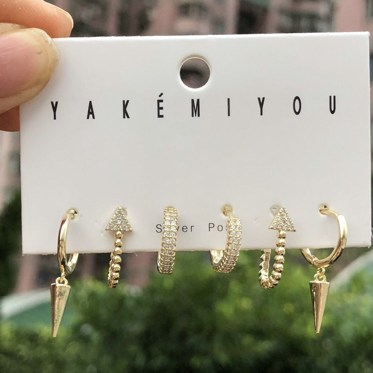 Mini hoops earring