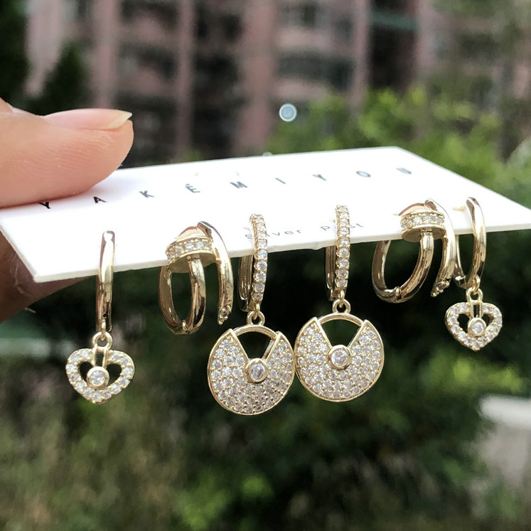 Round Charms Set Earring