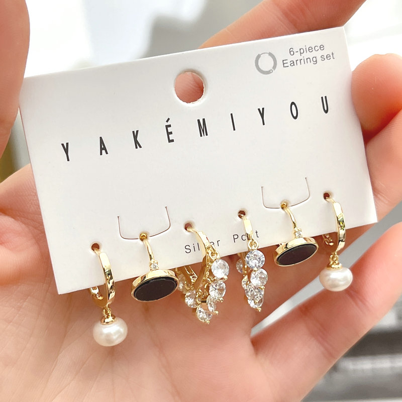 pearl charm set earring