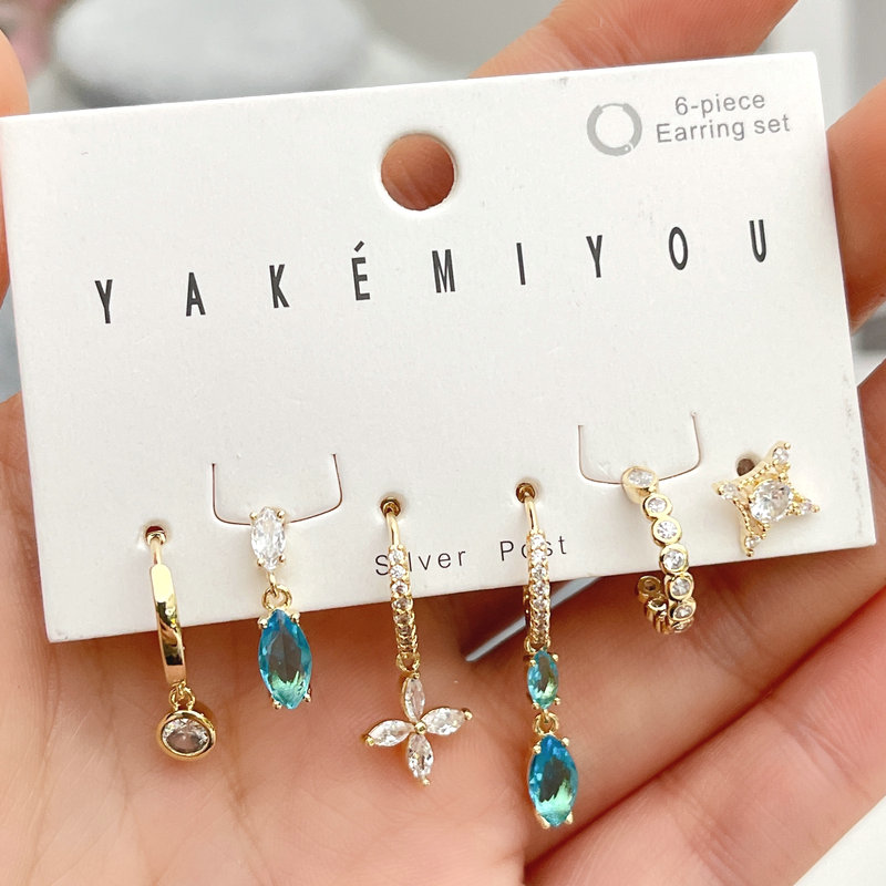 Blue charm set earring