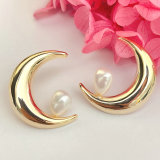 Moon Earring With Fresh Water Pearl
