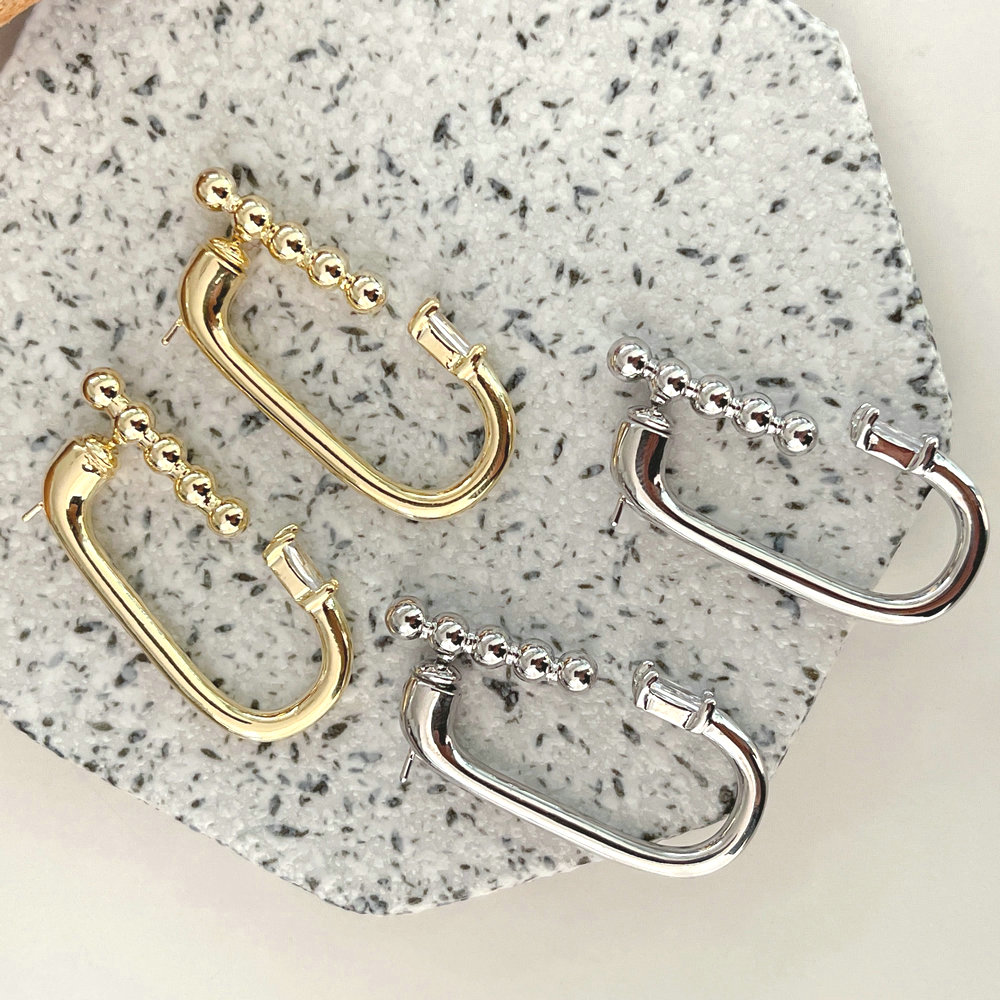 U Shape Earring
