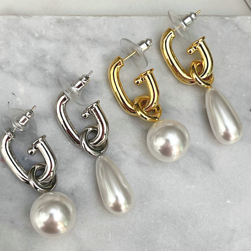 Pearl Charm Earring