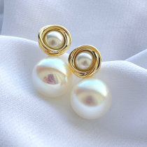Small Round Pearl Earring
