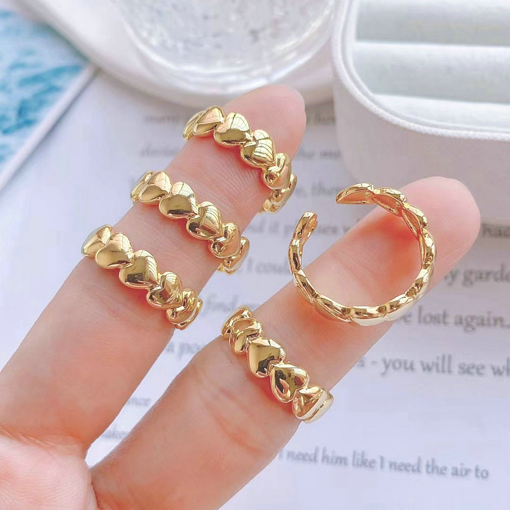Gold peach heart adjustable ring