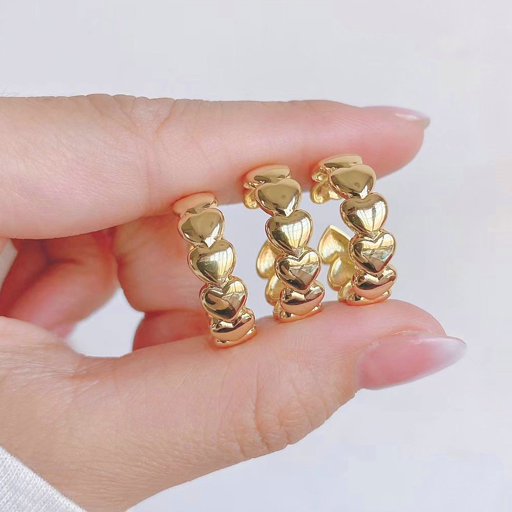 Gold peach heart adjustable ring