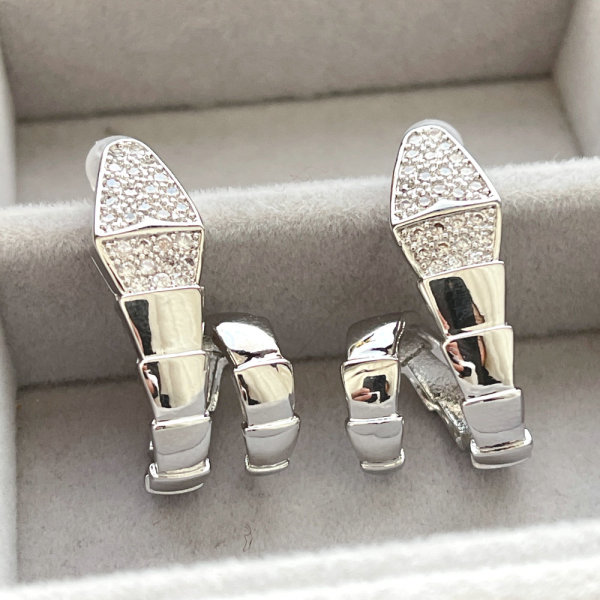 Pave S snake earring
