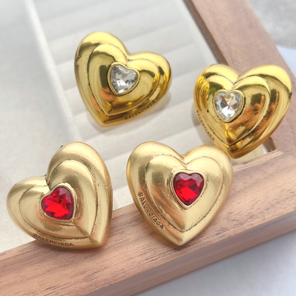 Big heart earring