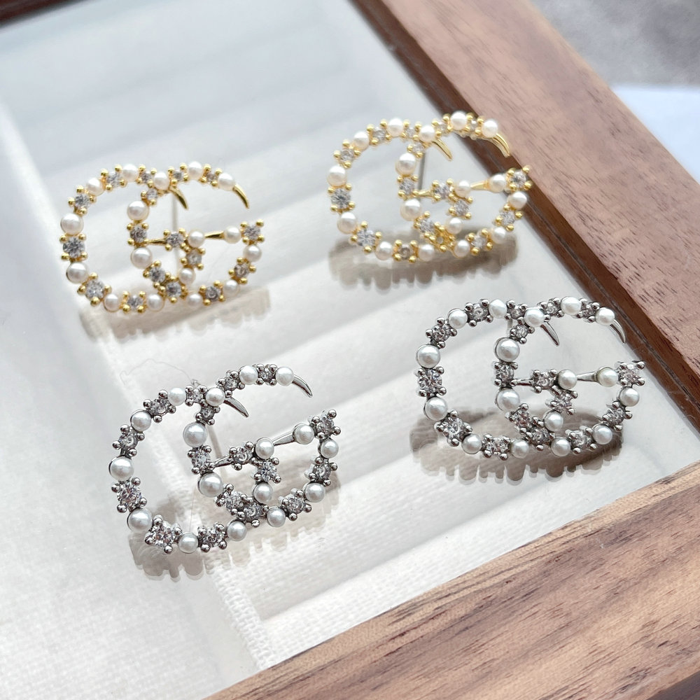 Fashion pave zircon ear stud with pearl