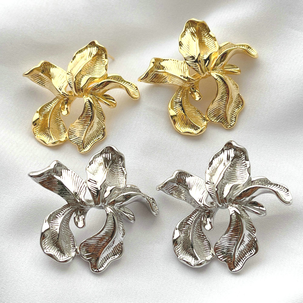 Metal Flower Earring
