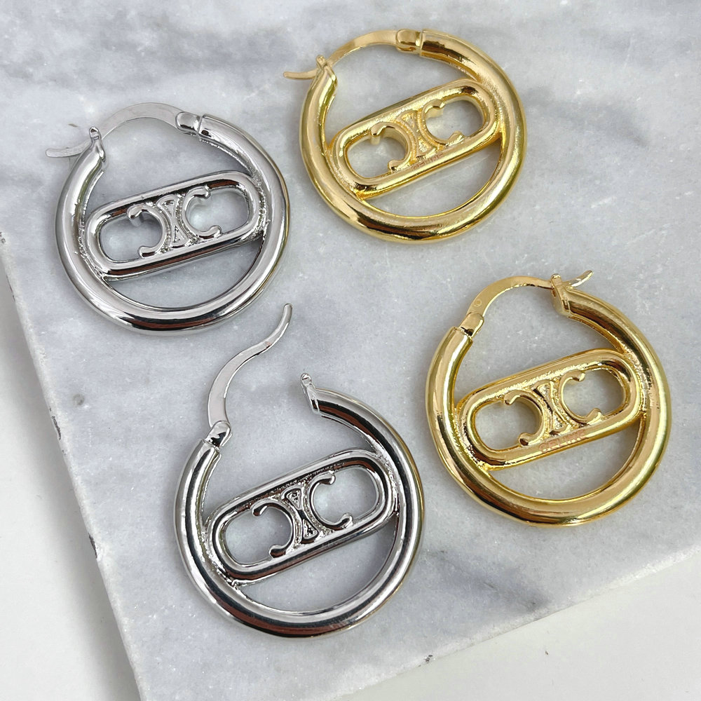 Round hoop earring