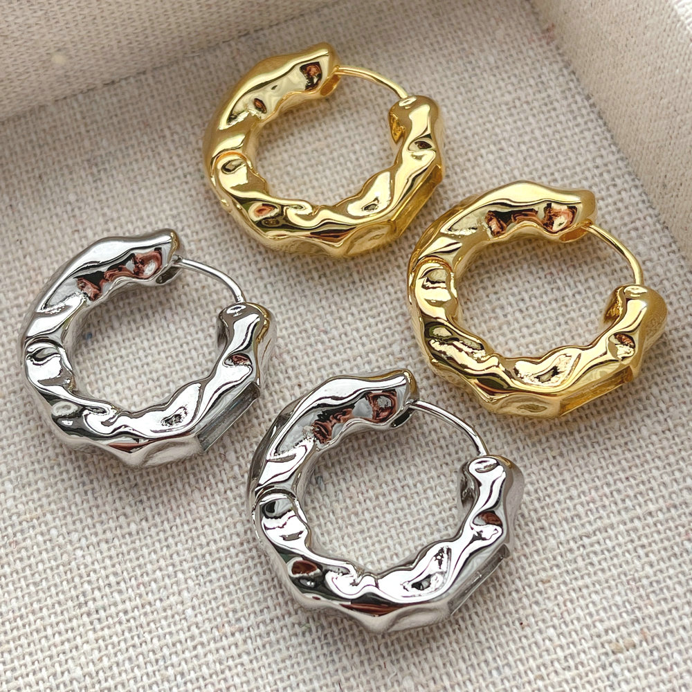 Round handmade metal hoop earrring