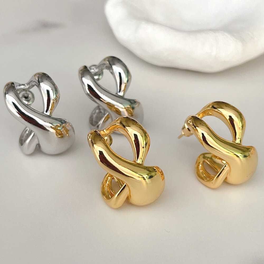 Cross metal Earring