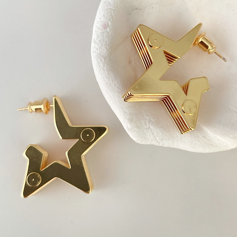 Metal Star Earring