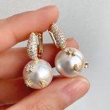 Star moon round pearl charm earring