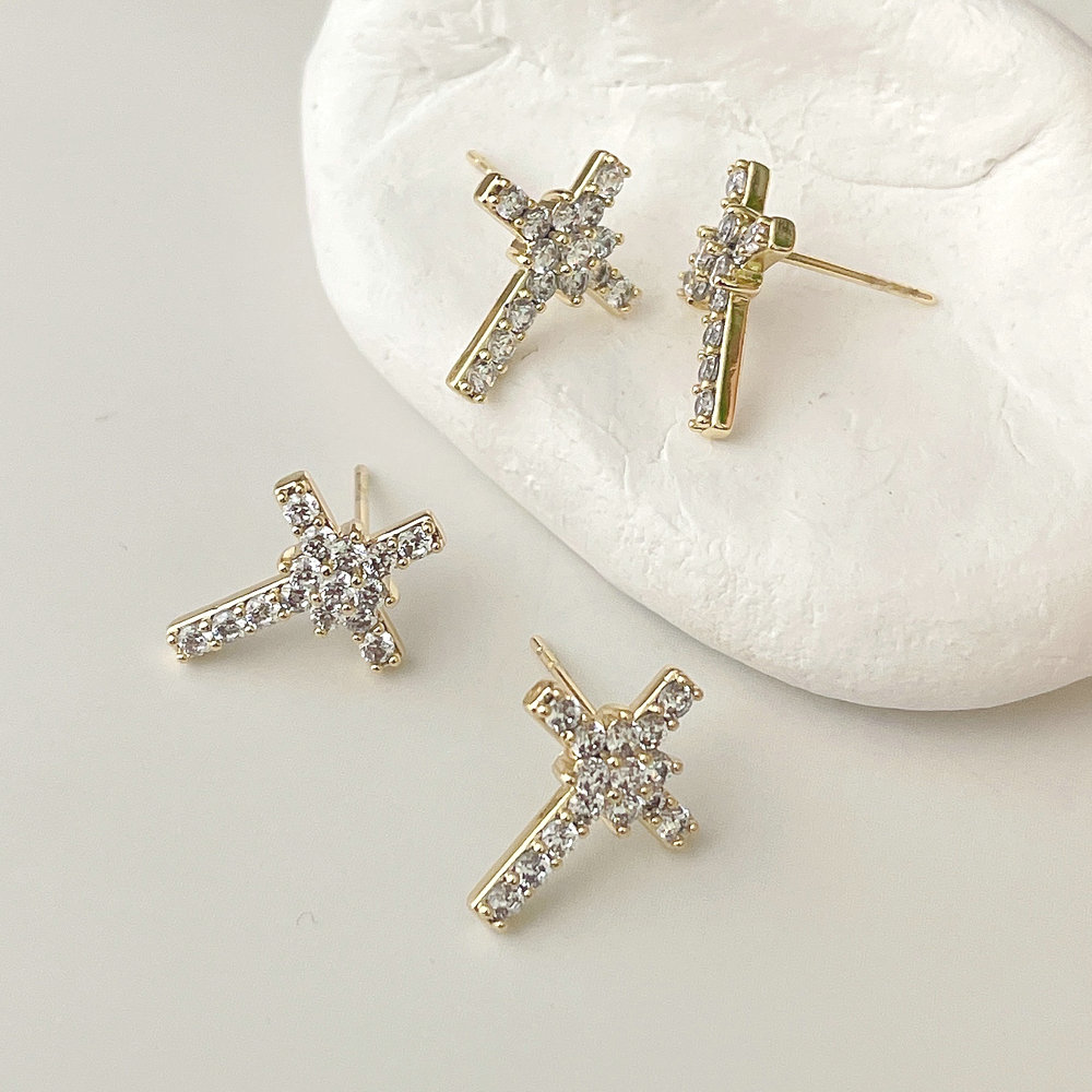 Pave zircon cross earring stud