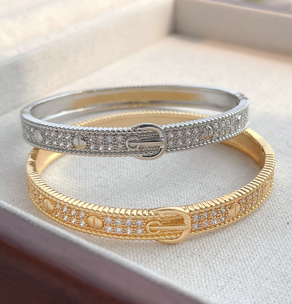 Pave zircon bangel