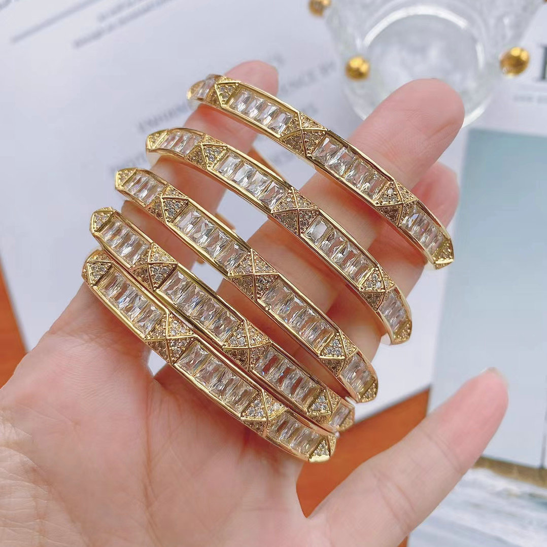 Square zircon bangle