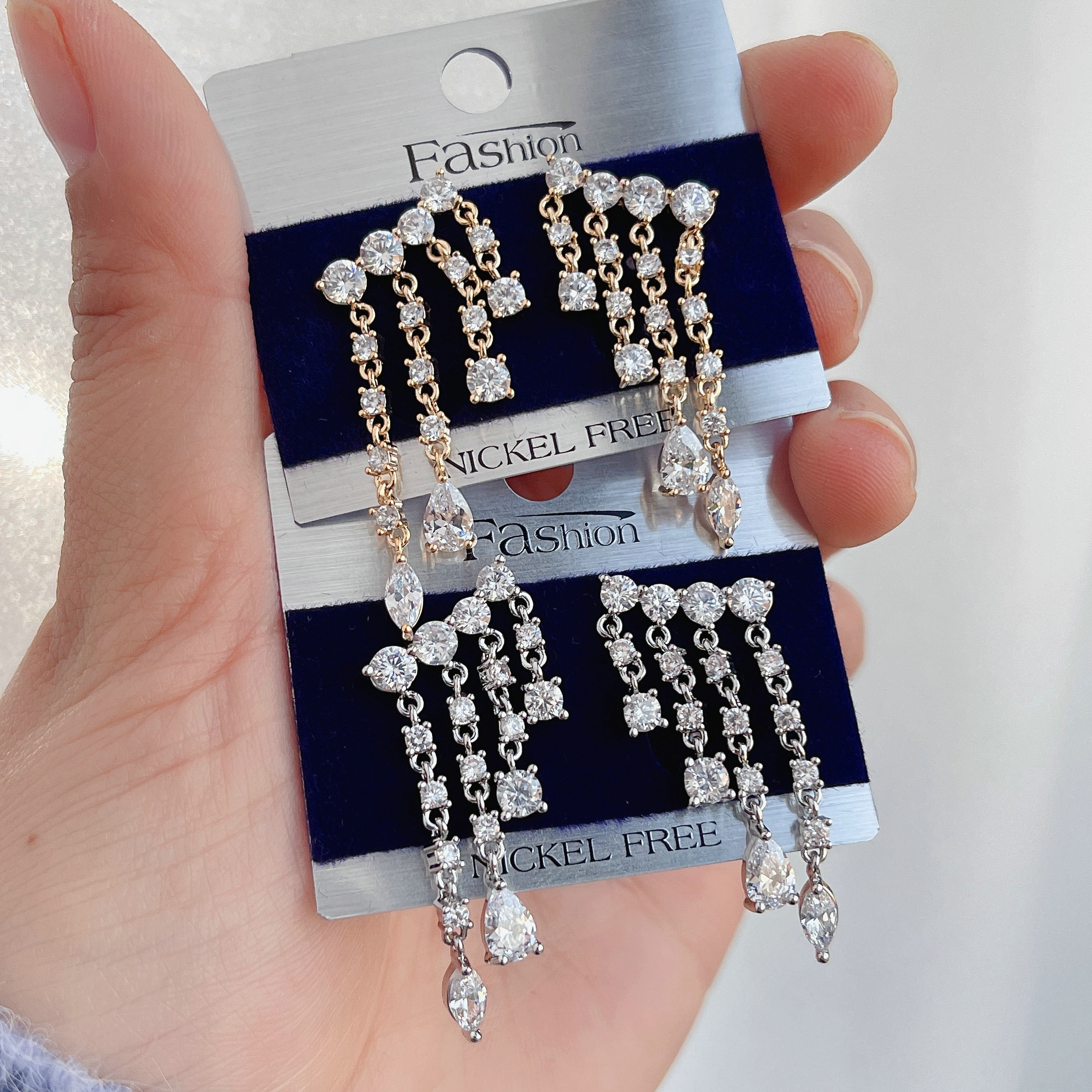 Zircon tassel earring