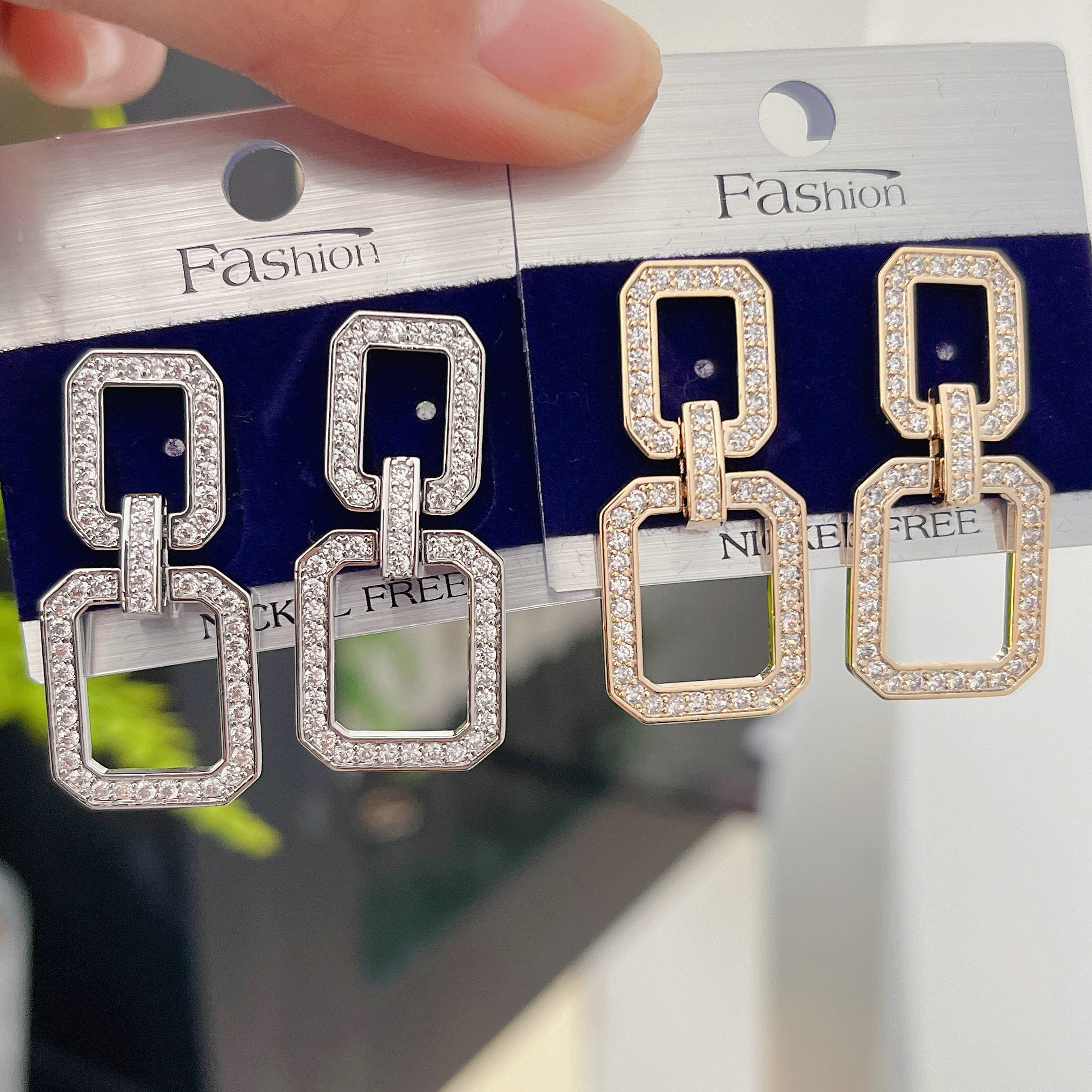 Pave square earing