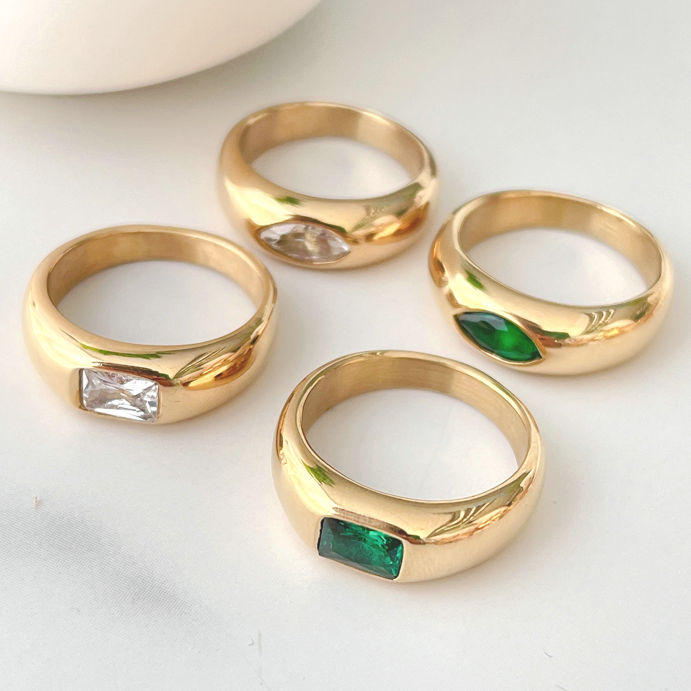 18k Gold Plated Green / White Stone Stainless Ring