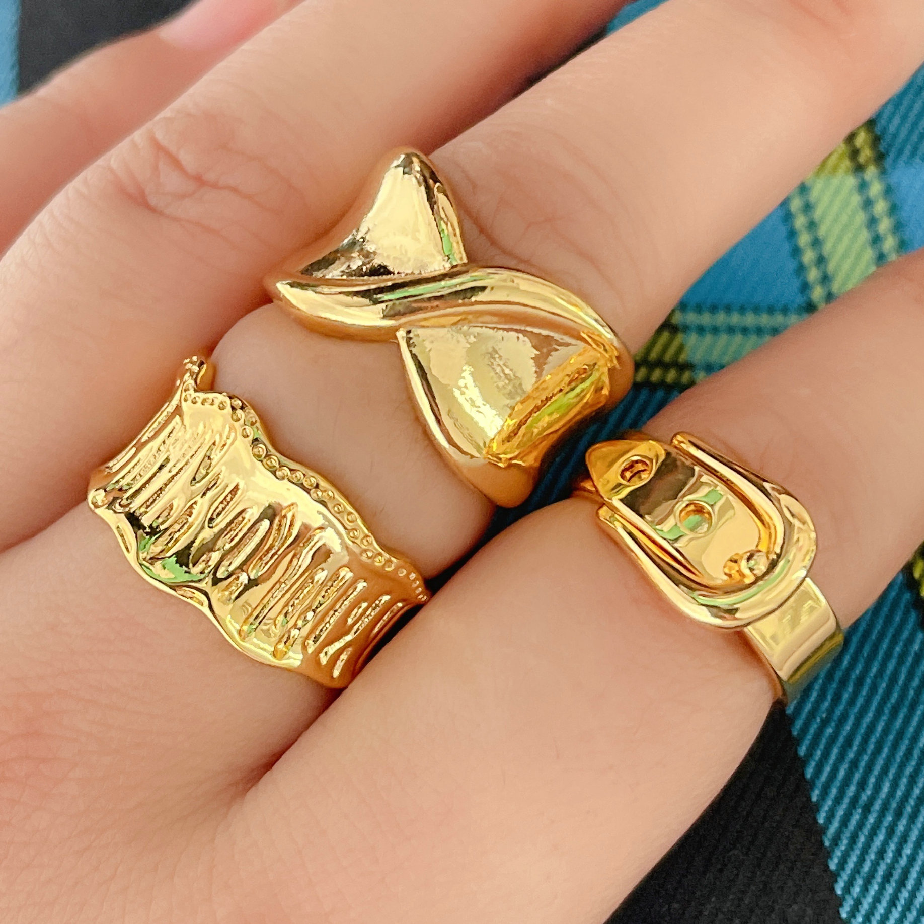 18K Gold Plated Simple Belt / Cross Adjustable Ring