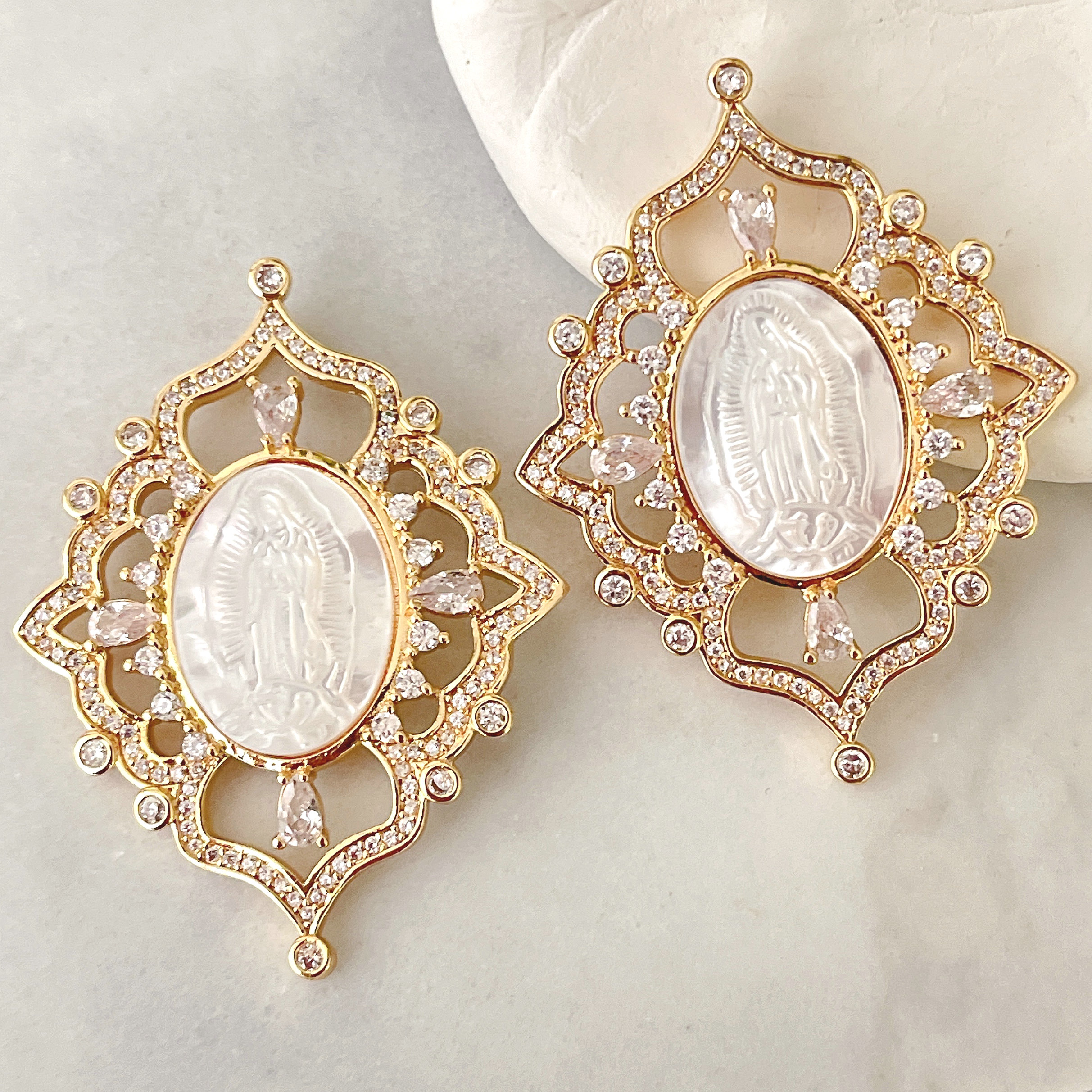 18K Gold Plated Mirco Pave Virgin Mary Pendant 50*40mm