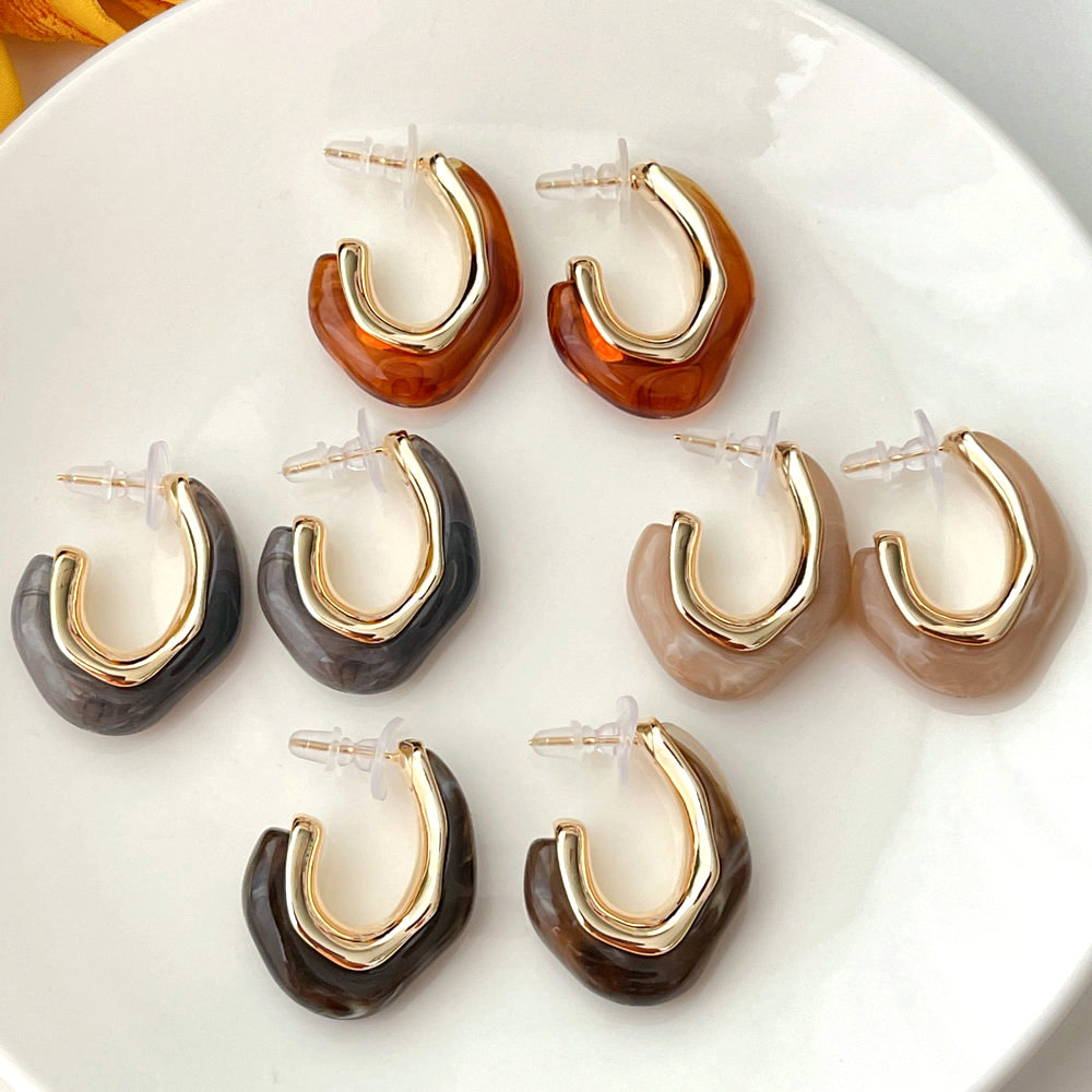 CMEADL-2397870 Acrylic Moon Earrings