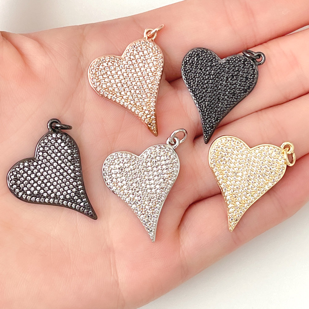 20*24mm Medium Pave Heart Pendant