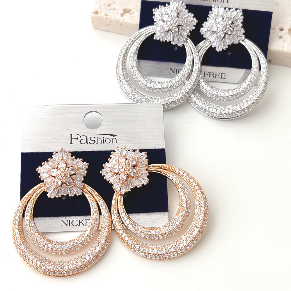 Mirco Pave Fashionable Round Shape Earrings CMEGL-2399314