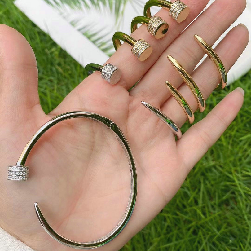 Zircon Nail Bangle