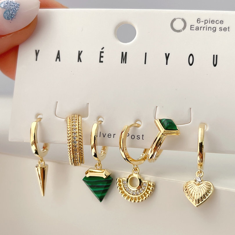 Green Arrow Charms Set Earrings