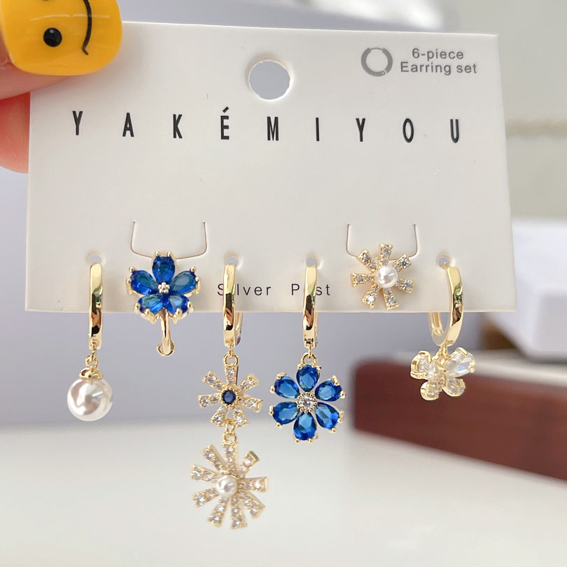 Blue Zircon Flower Earrings