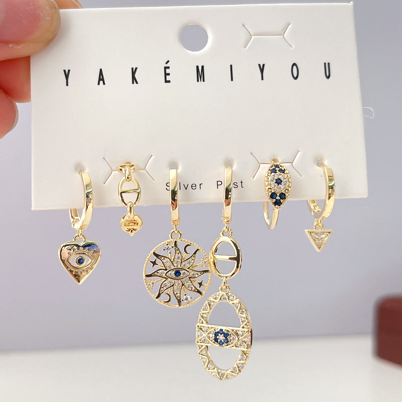 Eye Pendant Set Earrings