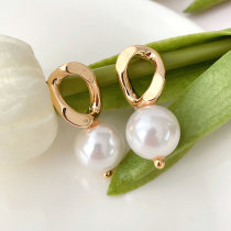 Simple Chunky Chain Pearl Earrings