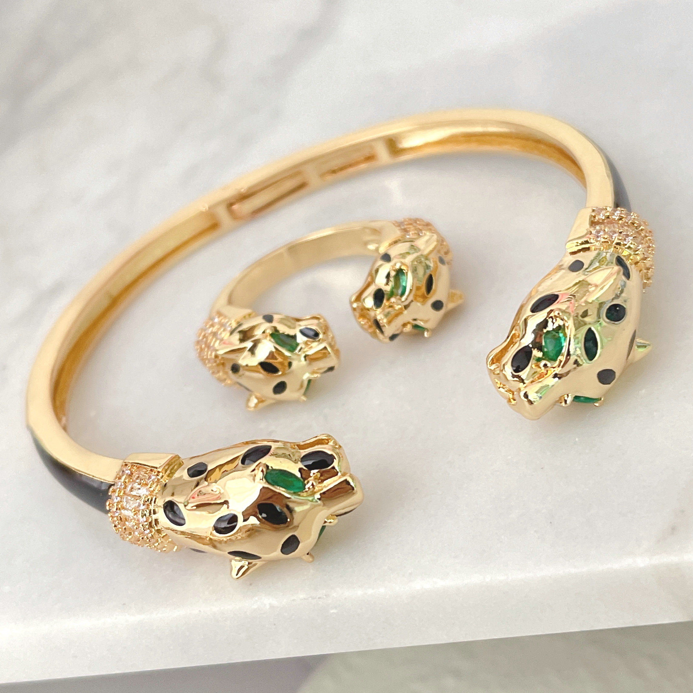 Black leopard two head Enamel Bangle Set