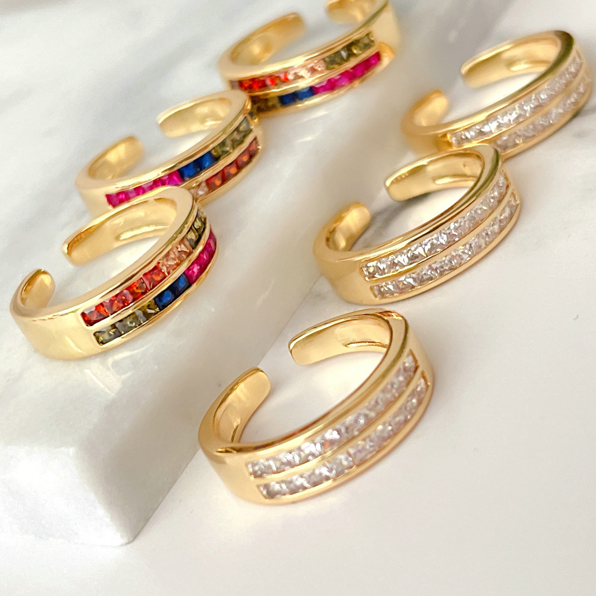 Two zircon line adjustable ring