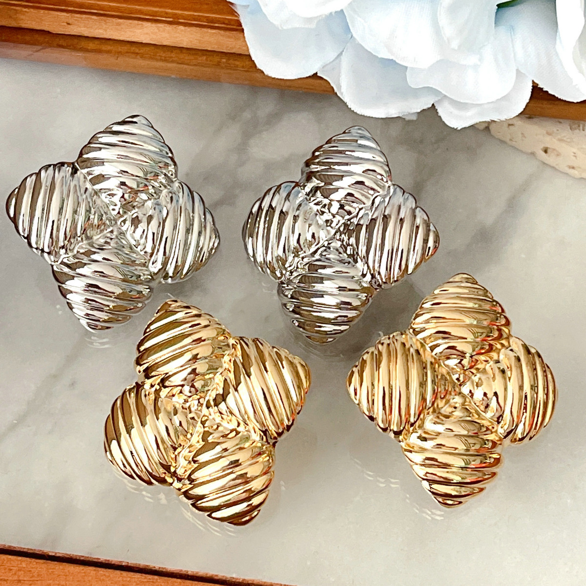 Metal Flower Earrings CMEADL-2436991