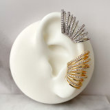 Big Zircon Ear Cuff ( Piece )