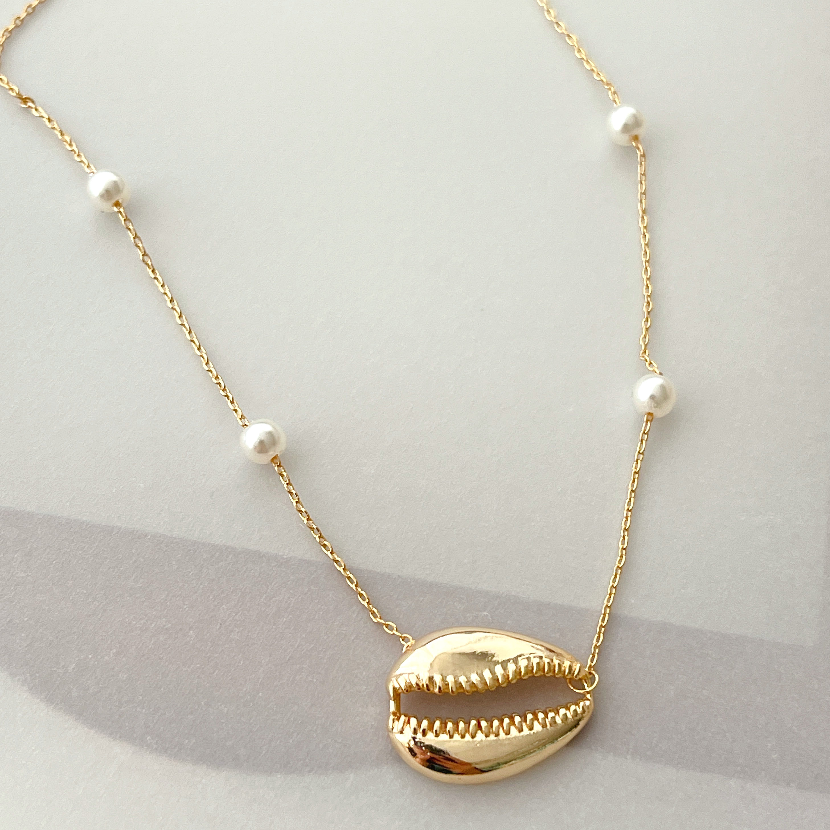 Pearl Necklace With Shell Charm