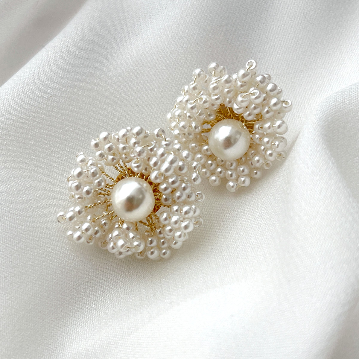 Fashion Pearl Sunflower Earrings