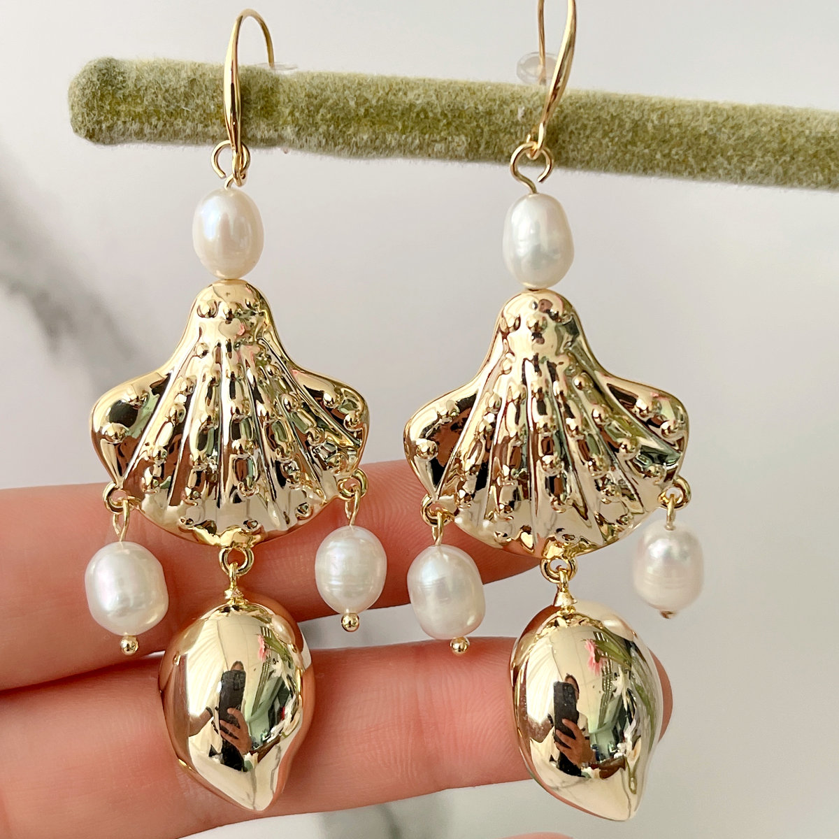 Fashion Metal Shell Long Drop Earrings